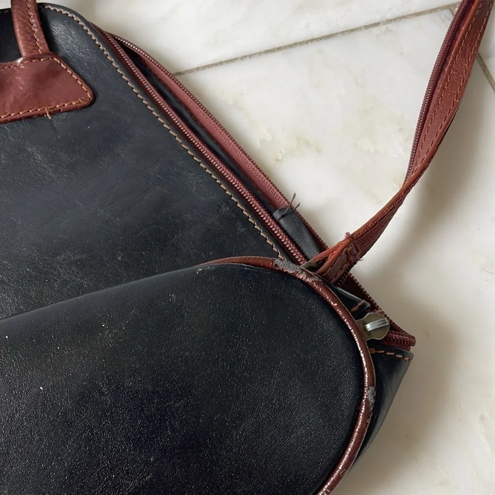 Silvia convertible black leather mini backpack or sling bag w/two outer pockets - Picture 5 of 8